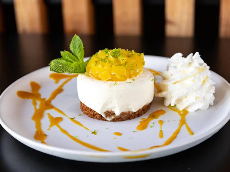 Mango cheesecake