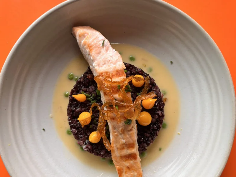 Saumon, riz vénéré