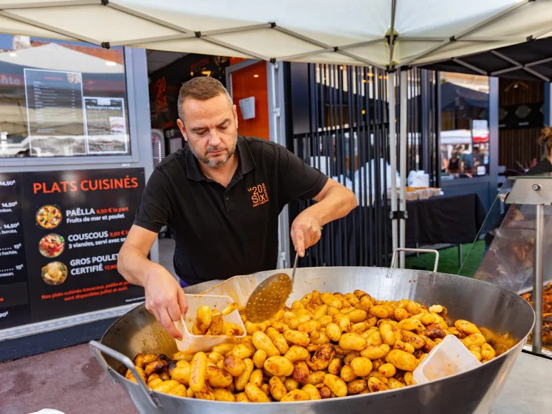 La paella, au marché